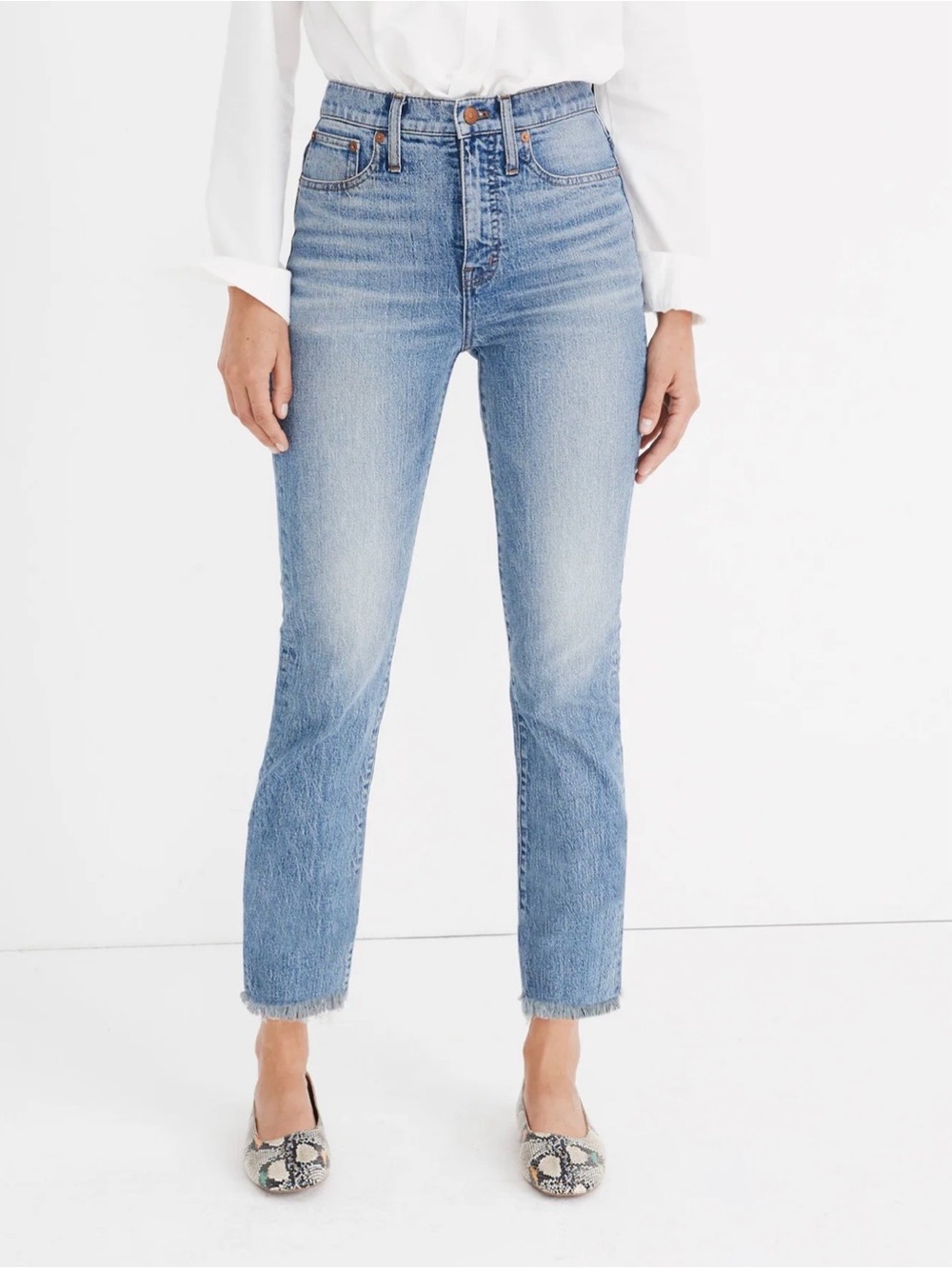Madewell Petite Perfect Vintage Raw Hem Straight Leg Jean in Ainsworth Wash 28P